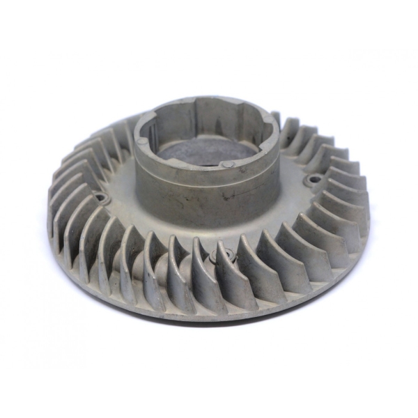 Koło magnesowe do piły łańcuchowej Stihl 070 090 090G MS720 (OEM 11060860505)